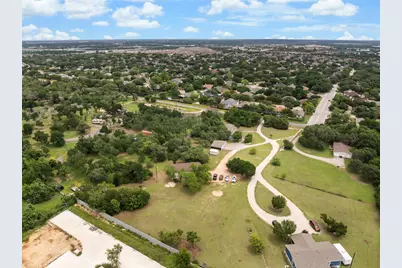 1303 Horizon Park Blvd, Leander, TX 78641 - Photo 9