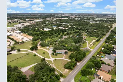 1303 Horizon Park Blvd, Leander, TX 78641 - Photo 11