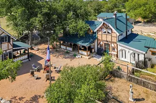 328 Himmel Rd, Fredericksburg, TX 78624 - Photo 5