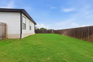 130 Wild Wind Cv, Jarrell, TX 76537 - Photo 17
