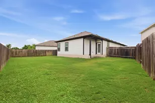 130 Wild Wind Cv, Jarrell, TX 76537 - Photo 19