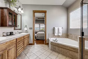 610 Deckhouse Dr, Point Venture, TX 78645 - Photo 15