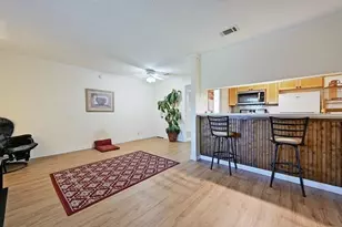 711 Eberhart Ln, Austin, TX 78745 - Photo 3