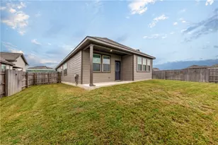 138 Silktassel Way, Buda, TX 78610 - Photo 23