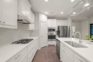 8800 Slater Dr, Austin, TX 78747 - Photo 1