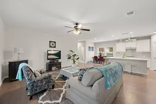 8800 Slater Dr, Austin, TX 78747 - Photo 13