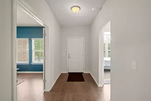 8800 Slater Dr, Austin, TX 78747 - Photo 5