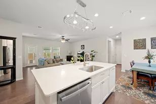 8800 Slater Dr, Austin, TX 78747 - Photo 5