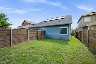 8800 Slater Dr, Austin, TX 78747 - Photo 27