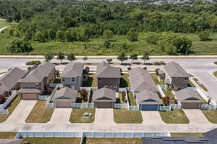 408 Craters of the Moon Blvd, Pflugerville, TX 78660 - Photo 33