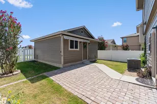 408 Craters of the Moon Blvd, Pflugerville, TX 78660 - Photo 25