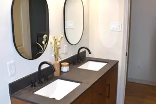 1314 E 13th St, Austin, TX 78702 - Photo 7