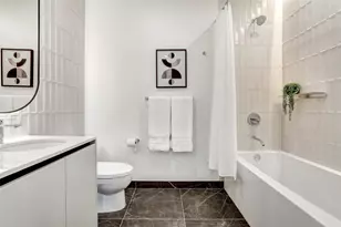 610 Davis St, Austin, TX 78701 - Photo 23