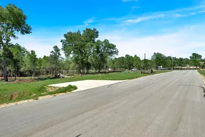 112 Empire Street, Elgin, TX 78621 - Photo 21