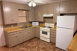 7406 Southgate Ln, Austin, TX 78744 - Photo 17