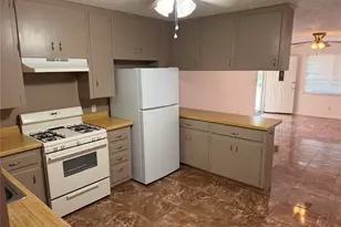 7406 Southgate Ln, Austin, TX 78744 - Photo 15