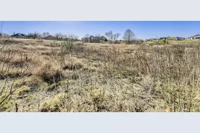 337 Comanche Circle, Hutto, TX 78634 - Photo 5