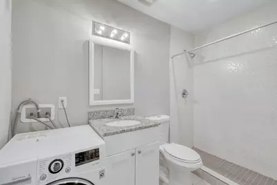 935 La Posada Drive #212, Austin, TX 78752 - Photo 19