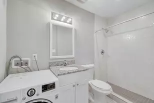 935 La Posada Dr, Austin, TX 78752 - Photo 19