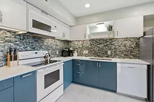 112 World of Tennis Sq, Lakeway, TX 78738 - Photo 3