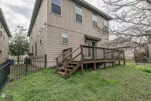 2001 Faro Dr, Austin, TX 78741 - Photo 31