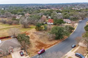 5609 Kayview Dr, Austin, TX 78749 - Photo 1