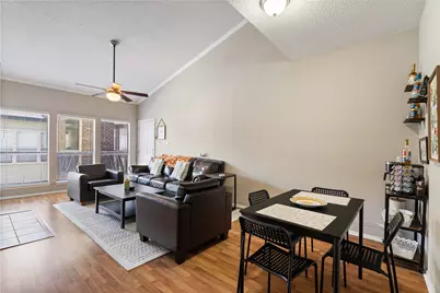 807 W 25th Street #307, Austin, TX 78705 - Photo 17