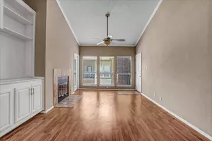 807 W 25th St, Austin, TX 78705 - Photo 1