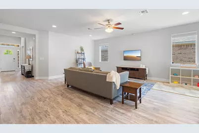 9200 Alex Lane, Austin, TX 78748 - Photo 5