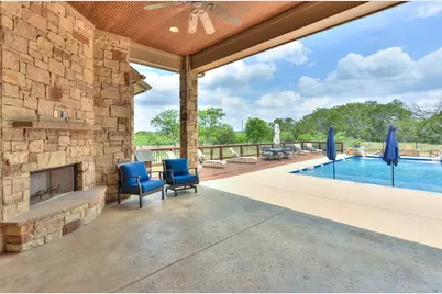 3738 County Road 258, Liberty Hill, TX 78642 - Photo 25