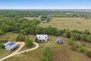 534 Old McDade Rd, Elgin, TX 78621 - Photo 1