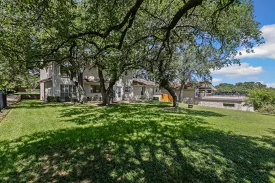 415 Dasher Drive, Lakeway, TX 78734 - Photo 5