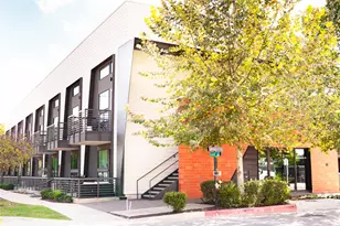 49 Navasota St, Austin, TX 78702 - Photo 17