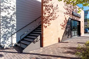 49 Navasota St, Austin, TX 78702 - Photo 15