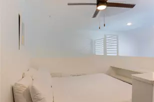 49 Navasota St, Austin, TX 78702 - Photo 7