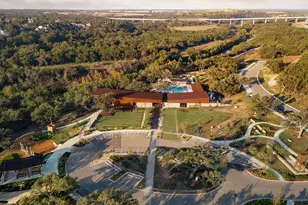1524 Rodeo Ridge Dr, Georgetown, TX 78628 - Photo 35