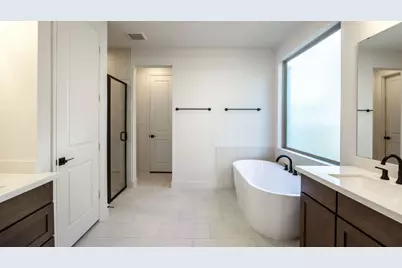 1524 Rodeo Ridge Drive, Georgetown, TX 78628 - Photo 15