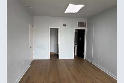 905 N Ih 35 Highway #104, Round Rock, TX 78664 - Photo 3