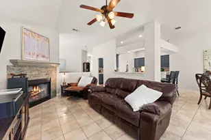 202 Dunkeld Dr, Spicewood, TX 78669 - Photo 11