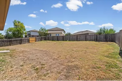 13513 Kearns Drive, Pflugerville, TX 78660 - Photo 15