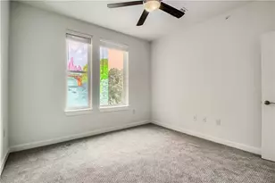 1900 Barton Springs Rd, Austin, TX 78704 - Photo 15
