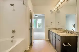 1900 Barton Springs Rd, Austin, TX 78704 - Photo 17