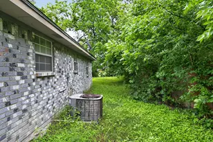 1003 S 4th St, Temple, TX 76504 - Photo 27