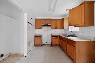 1003 S 4th St, Temple, TX 76504 - Photo 11