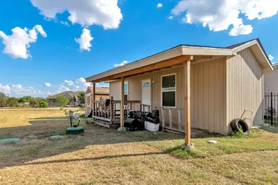 199 McDonald Lane W, Cedar Creek, TX 78612 - Photo 29