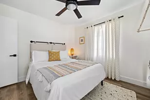 1317 Cloverleaf Dr, Austin, TX 78723 - Photo 31