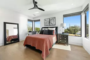 8209 Two Coves Dr, Austin, TX 78730 - Photo 17