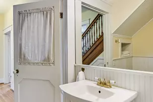 200 W 40th St, Austin, TX 78751 - Photo 23