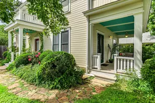 200 W 40th St, Austin, TX 78751 - Photo 5