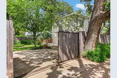 200 W 40th Street, Austin, TX 78751 - Photo 25